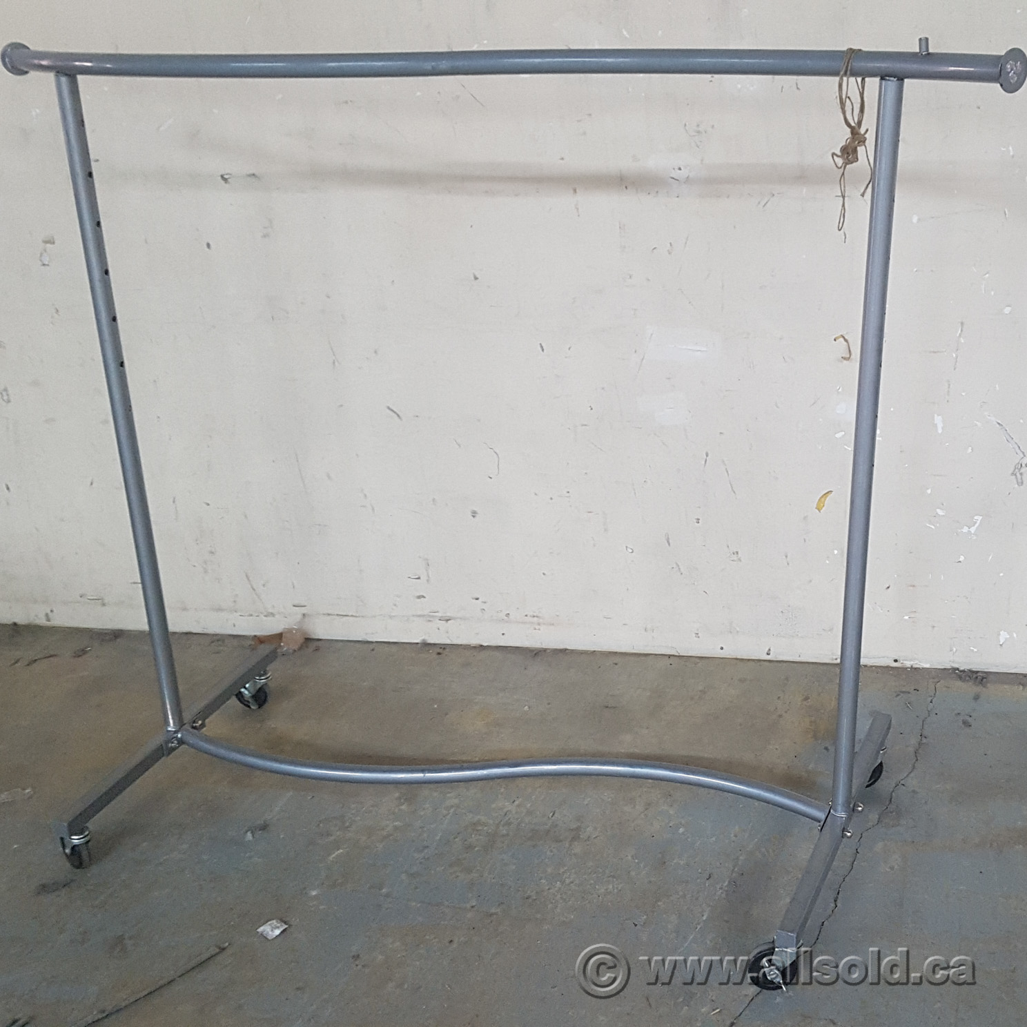 Grey Rolling Garment Clothing Rack Allsold.ca Buy & Sell Used
